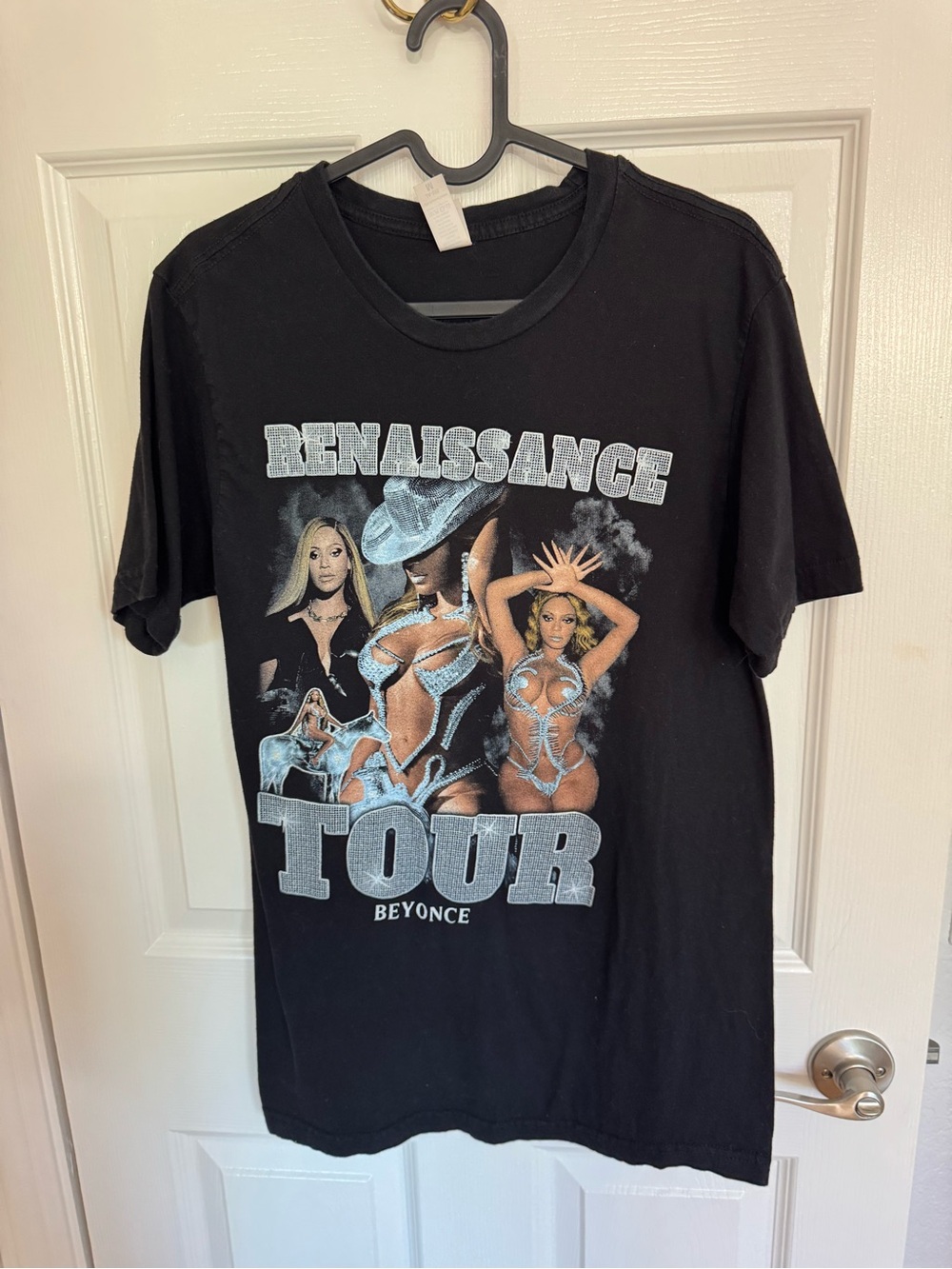 Beyoncé Renaissance Tour Graphic Tee - Black
